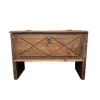 Pamono Antique Chestnut Chest, 1800s> Benches