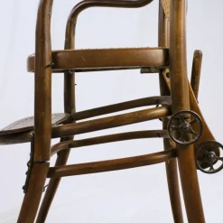 Discount Pamono Antique Children's High Chair from Thonet