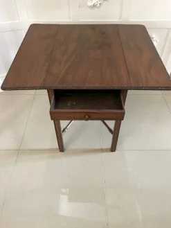 Pamono Antique Chippendale Mahogany Children's Pembroke Table, 1760><noscript><img width=