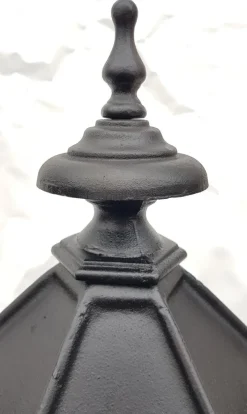 Pamono Antique Classic Victorian Cast Iron Pillar Lamp Lantern on Base Outdoor Lamp><noscript><img width=