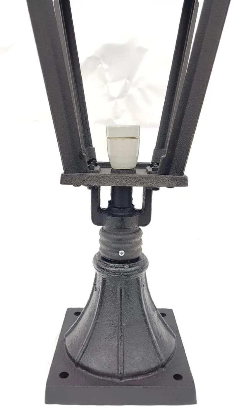 Pamono Antique Classic Victorian Cast Iron Pillar Lamp Lantern on Base Outdoor Lamp> Garden Lighting