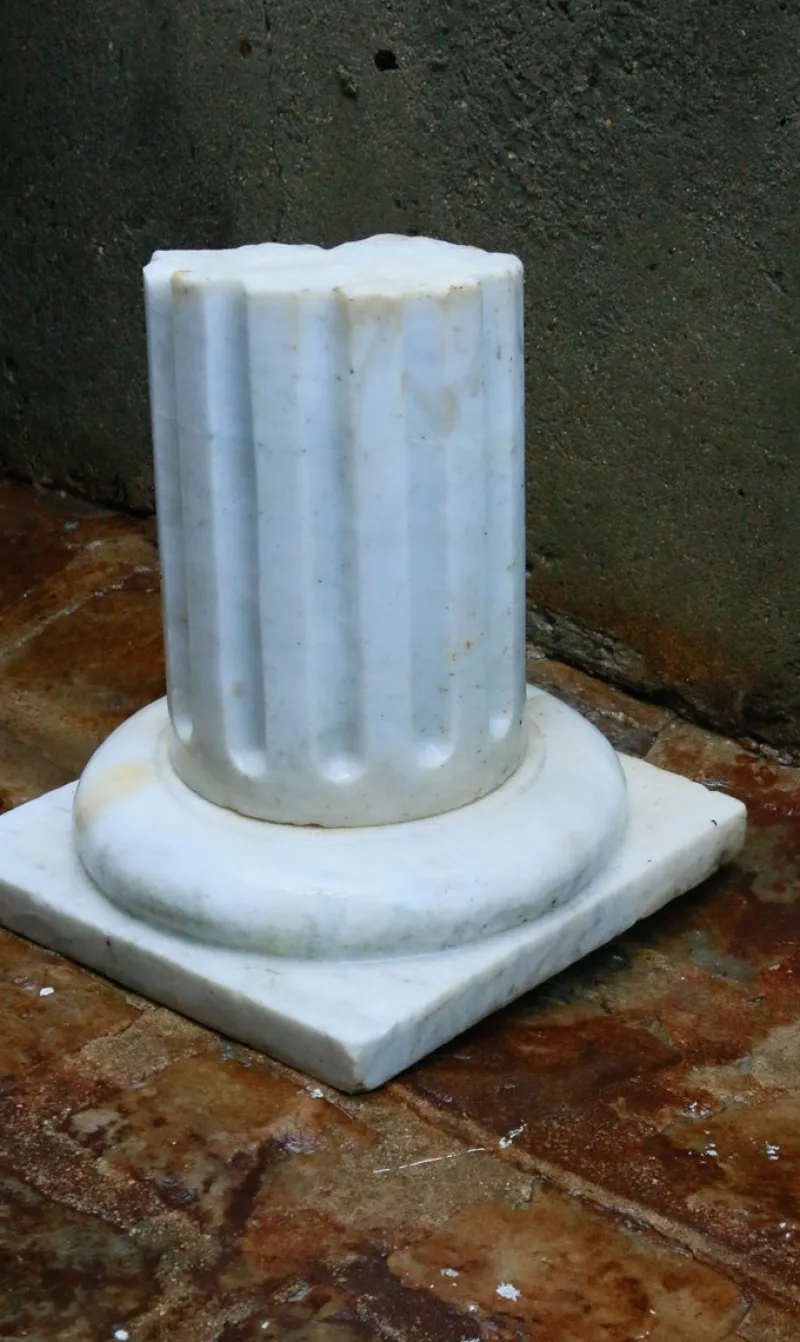 Pamono Antique Classical Marble Column