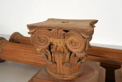 Pamono Antique Corinthian Columns, 1700s, Set of 2><noscript><img width=