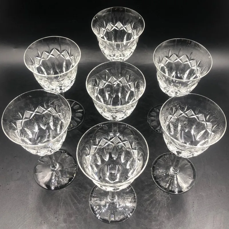 Pamono Antique Cut Lead Crystal Wine Glasses, 1890s, Set of 7> Glassware
