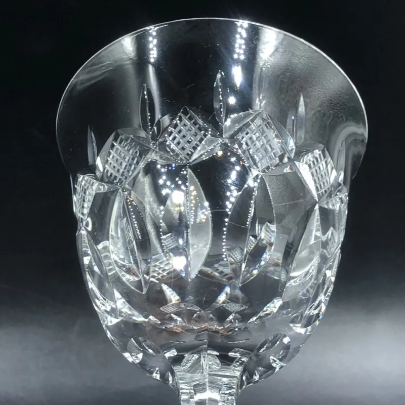 Pamono Antique Cut Lead Crystal Wine Glasses, 1890s, Set of 7> Glassware