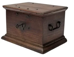 Pamono Antique Dutch Colonial Oak Decorative Box, 1700s> Trunks Crates & Baskets