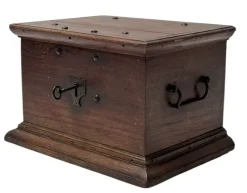 Pamono Antique Dutch Colonial Oak Decorative Box, 1700s><noscript><img width=
