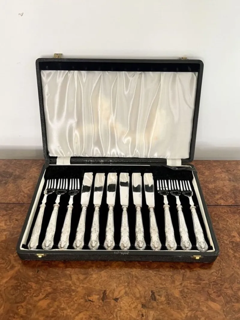 Pamono Antique Edwardian Cutlery Set in Original Box, 1910, Set of 12> Cutlery & Serving Utensils