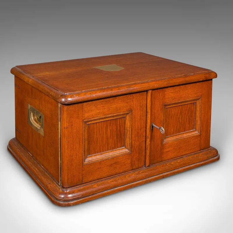 Outlet Pamono Antique Edwardian English Cutlery Canteen in Oak from Walker & Hall, 1910, Set of 103