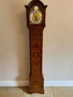 Pamono Antique Edwardian Grandmother Clock in Burr Walnut by Mappin and Webb, 1900> Clocks