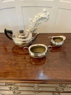 Pamono Antique Edwardian Quality Silver Plated Tea Set, 1900s, Set of 3> Coffee & Tea Service