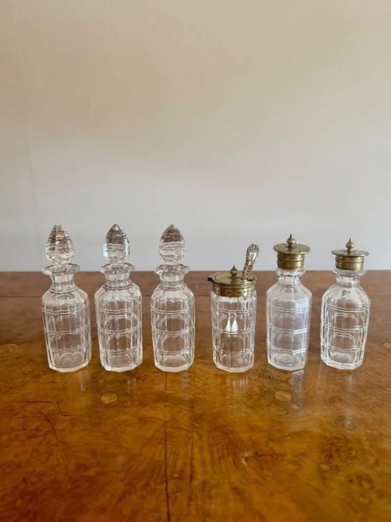 Pamono Antique Edwardian Silver-Plated Bottle Cruet Set, 1900, Set of 7> Dinnerware Accessories