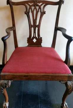 Pamono Antique English Chippendale Style Chair