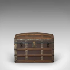 Hot Pamono Antique English Dome Top Trunk in Oak, 1910