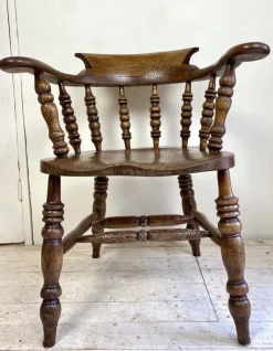 Pamono Antique English Elm Wood Windsor Captains Chair, 1900s><noscript><img width=
