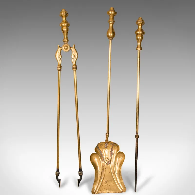 Pamono Antique English Fireside Tools in Brass, Set of 3> Fireplaces And Mantels