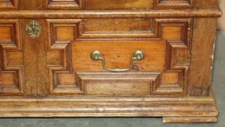Sale Pamono Antique English Oak Chest of Drawers, 1680