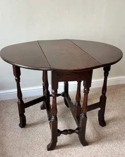 Pamono Antique English Oak Fold-Over Table, 1670s><noscript><img width=