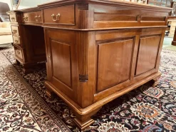 Best Pamono Antique English Partner Desk