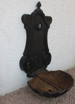 Pamono Antique Fountain in Cast Iron, 1890s><noscript><img width=