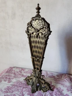 Pamono Antique French Brass Peacock Tail Pare-Feu / Fireplace Screen, 1800s><noscript><img width=