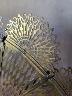 Pamono Antique French Brass Peacock Tail Pare-Feu / Fireplace Screen, 1800s><noscript><img width=