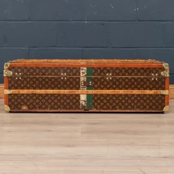 Pamono Antique French Cabin Trunk in Louis Vuitton, 1910><noscript><img width=