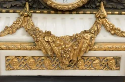 Pamono Antique French Clock in Bronze and Marble, 19th Century><noscript><img width=