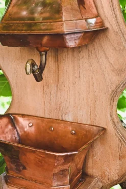 Pamono Antique French Copper and Brass Garden Sink with Wooden Base><noscript><img width=