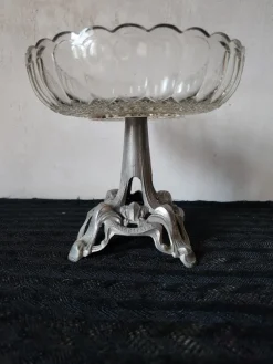 Pamono Antique French Crystal Compotier from La Samaritaine, Paris, France, Late 19th Century> Bowls