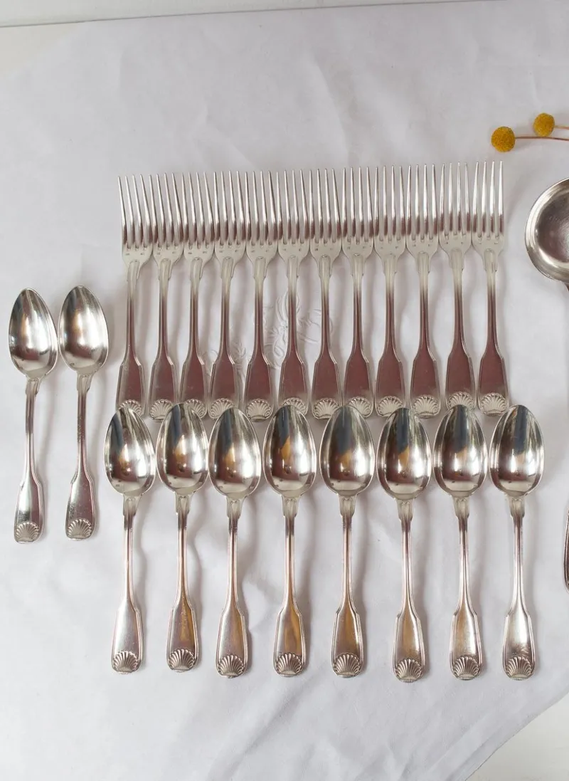 Online Pamono Antique French Cutlery Coquille by Cailar Bayard, 1920s, Set of 37