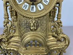 Pamono Antique French Gilt Bronze Mantel Clock><noscript><img width=