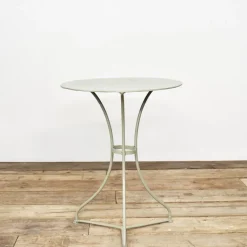 Pamono Antique French Metal Gueridon Garden Bistro Table, 1920s> Garden Tables
