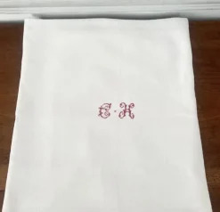 Pamono Antique French Monogrammed Embroidered Tablecloth and Napkins, 1900, Set of 13><noscript><img width=