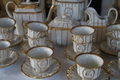Best Pamono Antique French Porcelain Tea Service, 1840, Set of 16