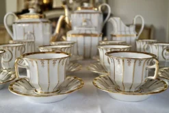 Best Pamono Antique French Porcelain Tea Service, 1840, Set of 16
