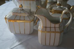 Best Pamono Antique French Porcelain Tea Service, 1840, Set of 16