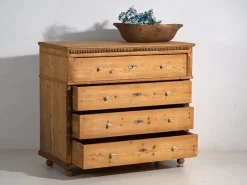 Pamono Antique French Provençal Style Chest of Drawers, 1920s> Dressers, Commodes & Chests