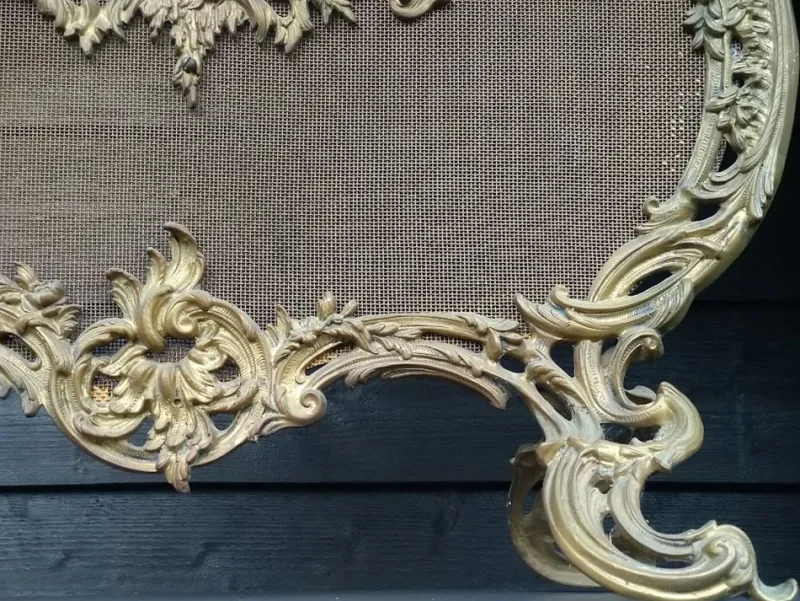 Hot Pamono Antique French Rococo Style Fireplace Screen in Brass, 1890s