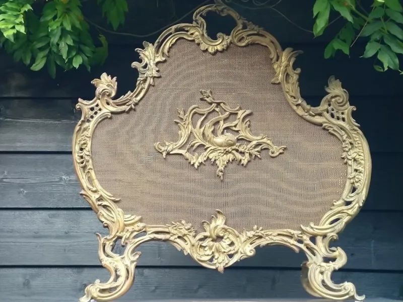 Hot Pamono Antique French Rococo Style Fireplace Screen in Brass, 1890s