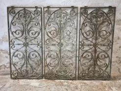 Outlet Pamono Antique French Rustic Cast Iron Window Grilles, 1900s, Set of 3