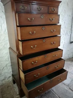 Pamono Antique George III Mahogany Tallboy, 1760><noscript><img width=