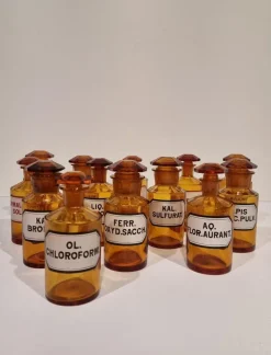 Pamono Antique German Amber Glass Apothecary Pharmacy Hand Blown Jars, Set of 13><noscript><img width=