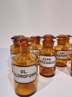 Pamono Antique German Amber Glass Apothecary Pharmacy Hand Blown Jars, Set of 13><noscript><img width=