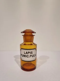 Pamono Antique German Amber Glass Apothecary Pharmacy Hand Blown Jars, Set of 13><noscript><img width=