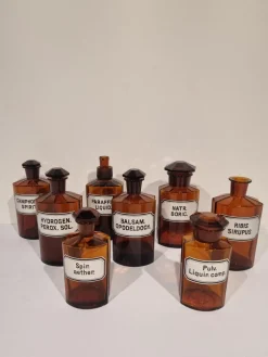 Pamono Antique German Apothecary Jars in Amber Glass, Set of 8> Bottles, Carafes & Jugs