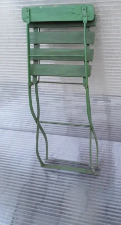Pamono Antique German Collapsible Beer Garden Chair with Green-Painted Iron Frame, 1920s><noscript><img width=