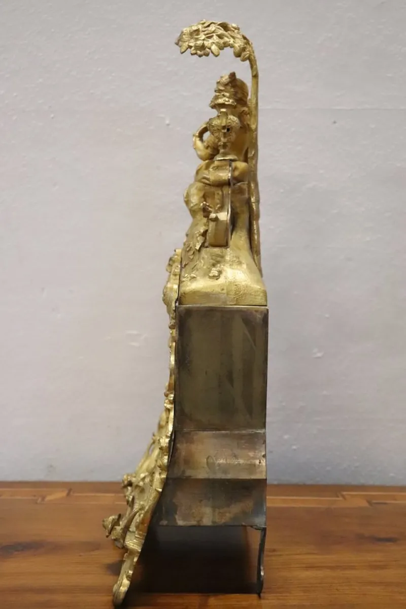 Pamono Antique Gilt Bronze Table Clock, 19th Century> Clocks