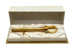 Hot Pamono Antique Gold-Plated Sugar Tongs with Decorated Handle, 1890s