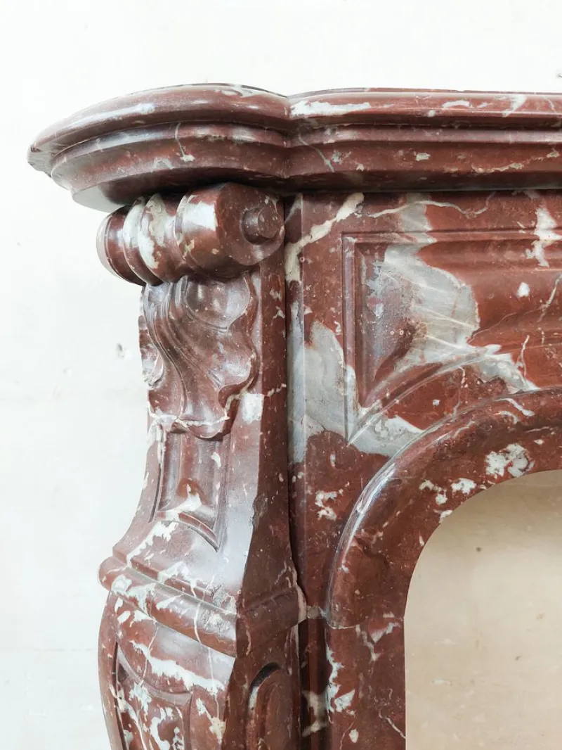 Pamono Antique Hand-Carved Trois Coquilles Mantelpiece in Red Marble> Fireplaces And Mantels